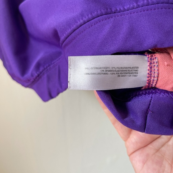 Sports Bra - Old Navy - Picture 5 of 6